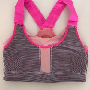 lightly worn lululemon sports bra!